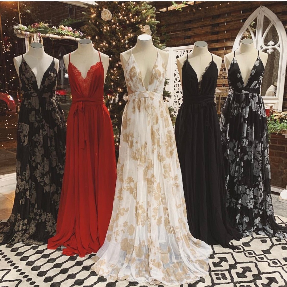 Luxxel Gown